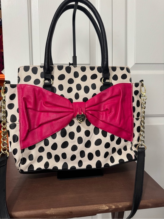 Betsey Johnson Handbags - Betsey Johnson Black & White Polka Dot Tote with Hot Pink Bow